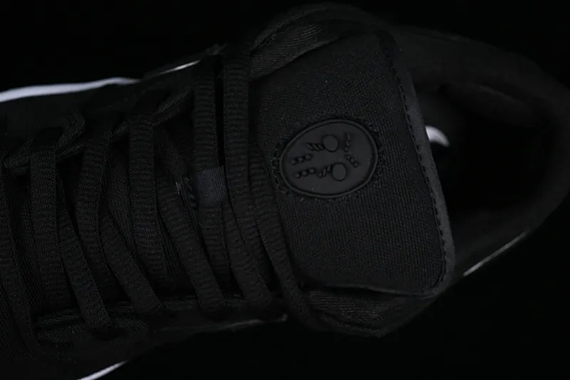All categories Nk SB Dunk Series Nk SB Dunk Low low-top sneakers Eminem x Carhartt x Nk Dunk SB three-party joint brand electroplated black silver SB low-top casual sneakers FN4193-013